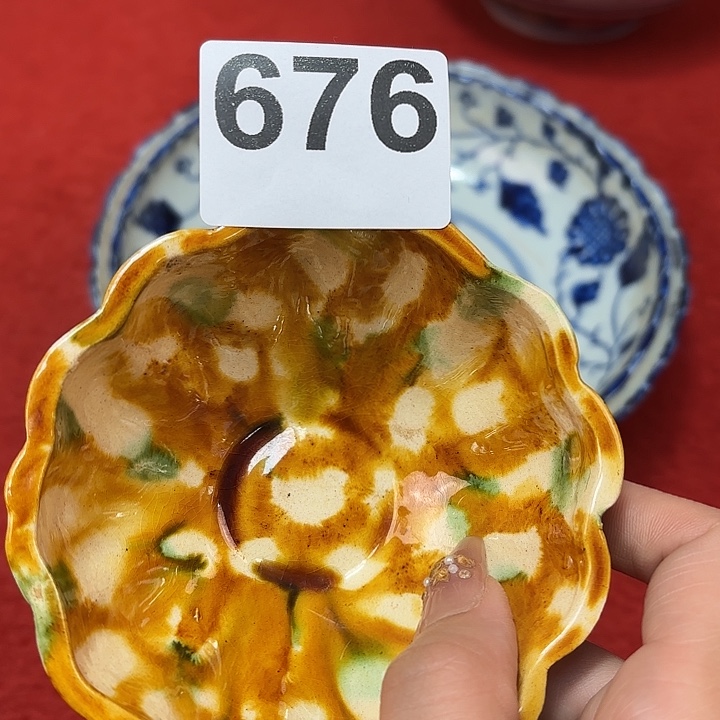 瓷片