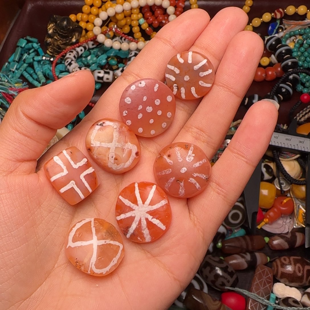 琑***宝东西如图看图片链接