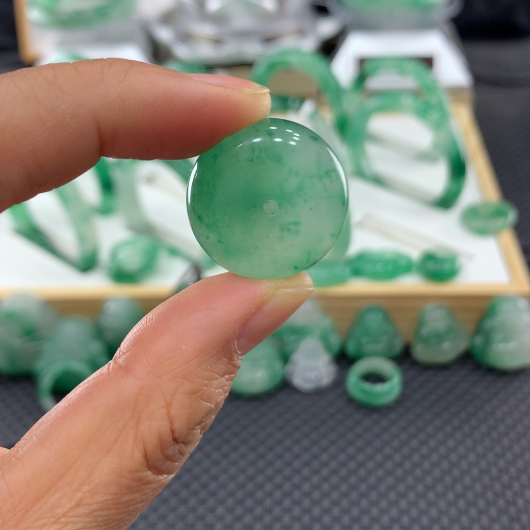 石英质玉手镯合金