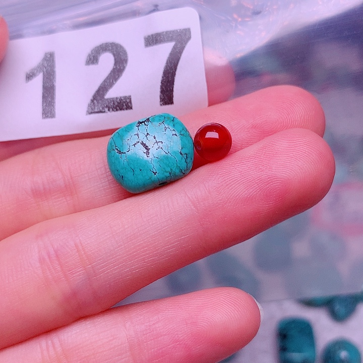 南红玛瑙未镶嵌珠宝奇石