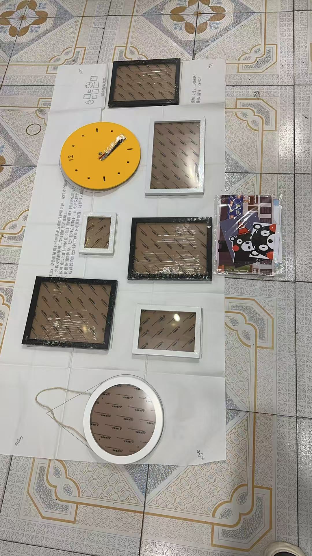 （8件套）精美照片墙挂钟版