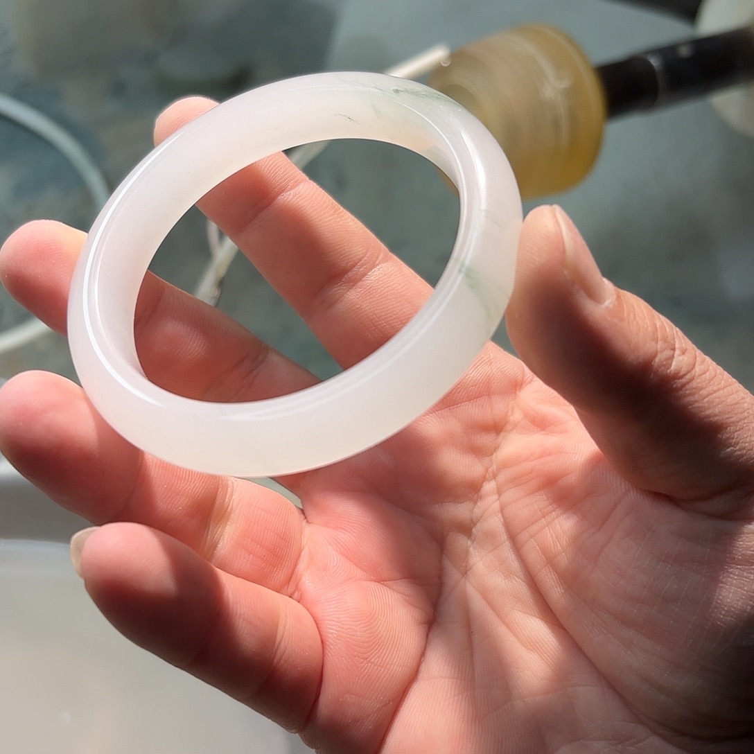 *****石英质玉未镶嵌手镯