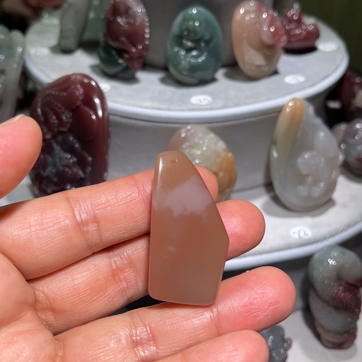 泡***情玛瑙/玉髓颈饰未镶嵌