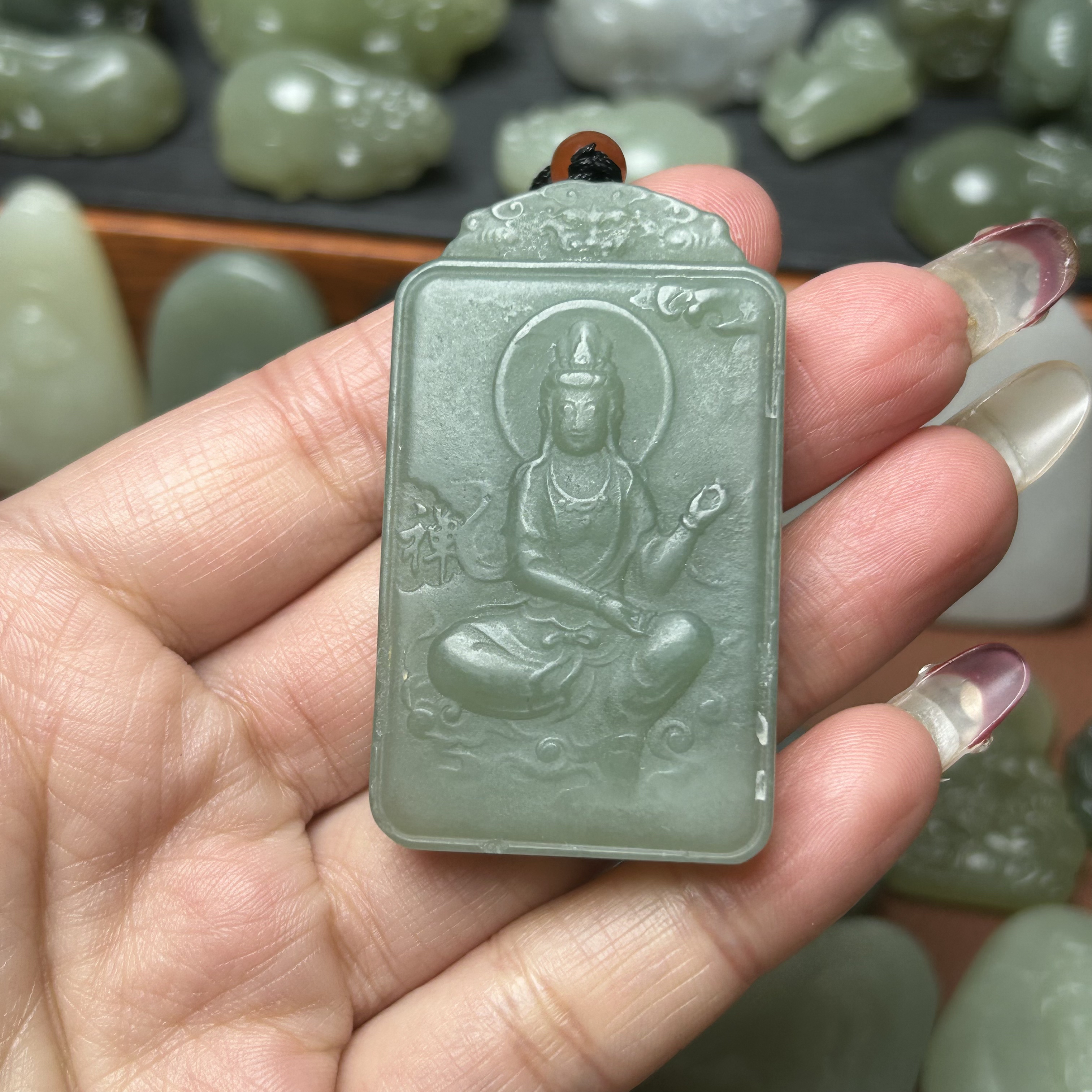 精品和田玉小挂件（有包容）