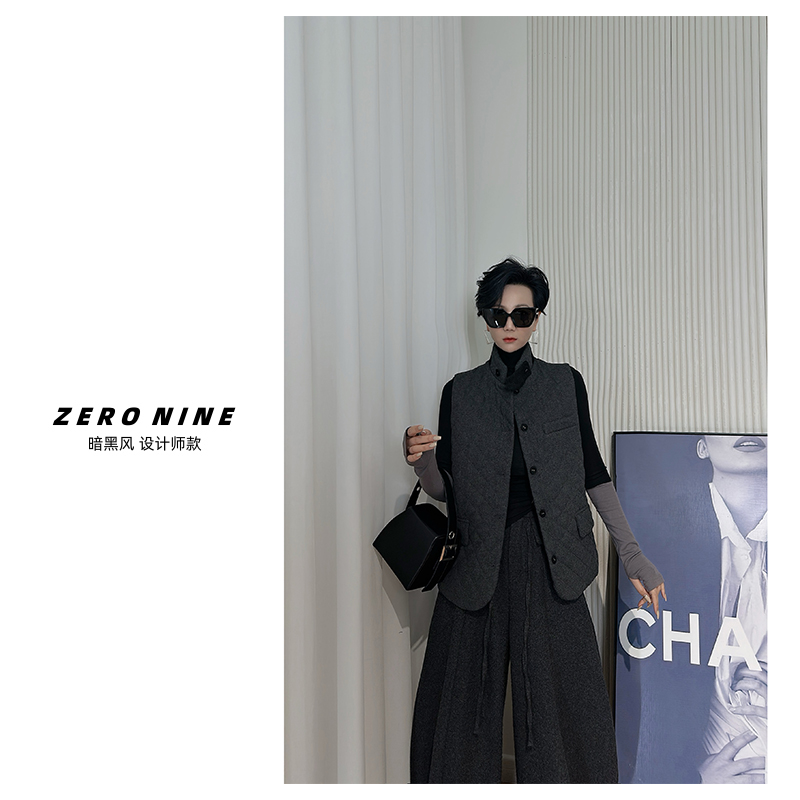 Dan Dan 灰色氛围感高领复古风马甲夹棉外套女