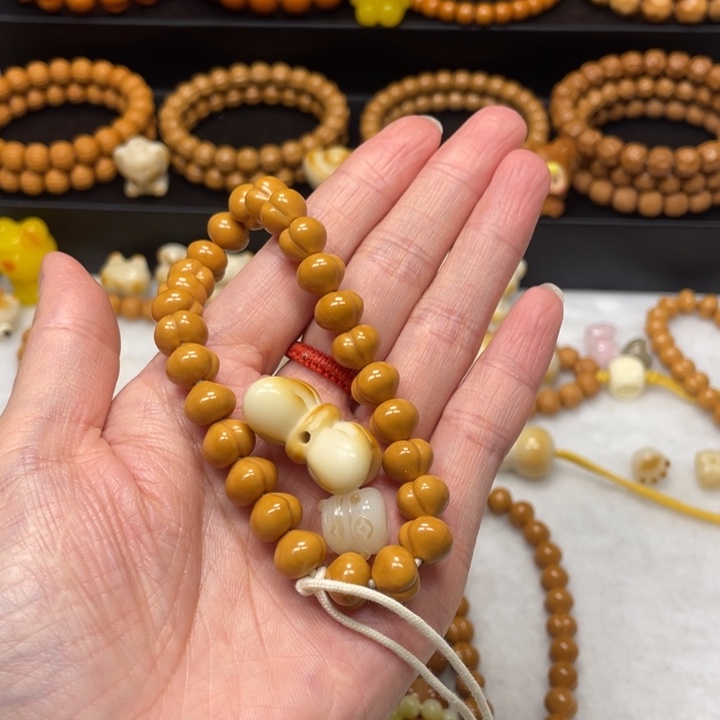 有***。核桃手串/手链小屁桃