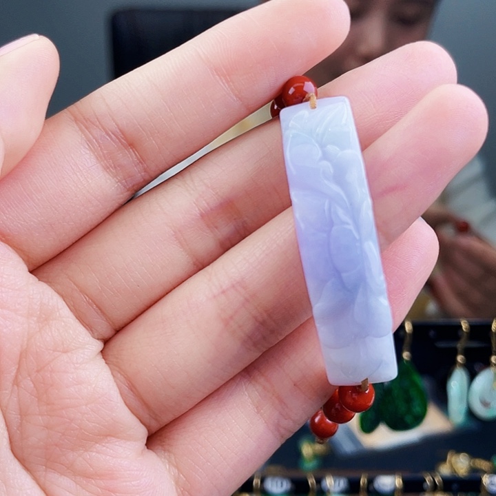 翡翠手镯未镶嵌饰品