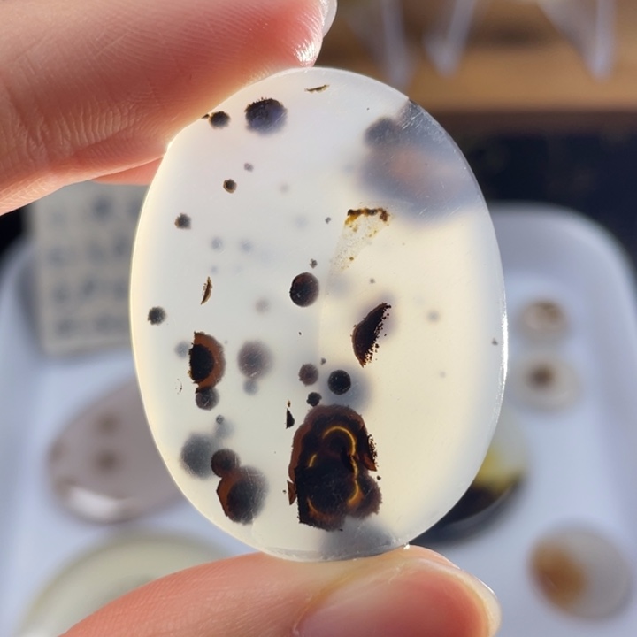 玛瑙/玉髓未镶嵌牌子