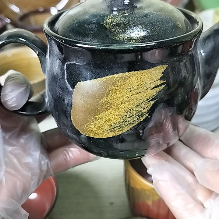 盘瓷片陶瓷杯盘壶碗都有