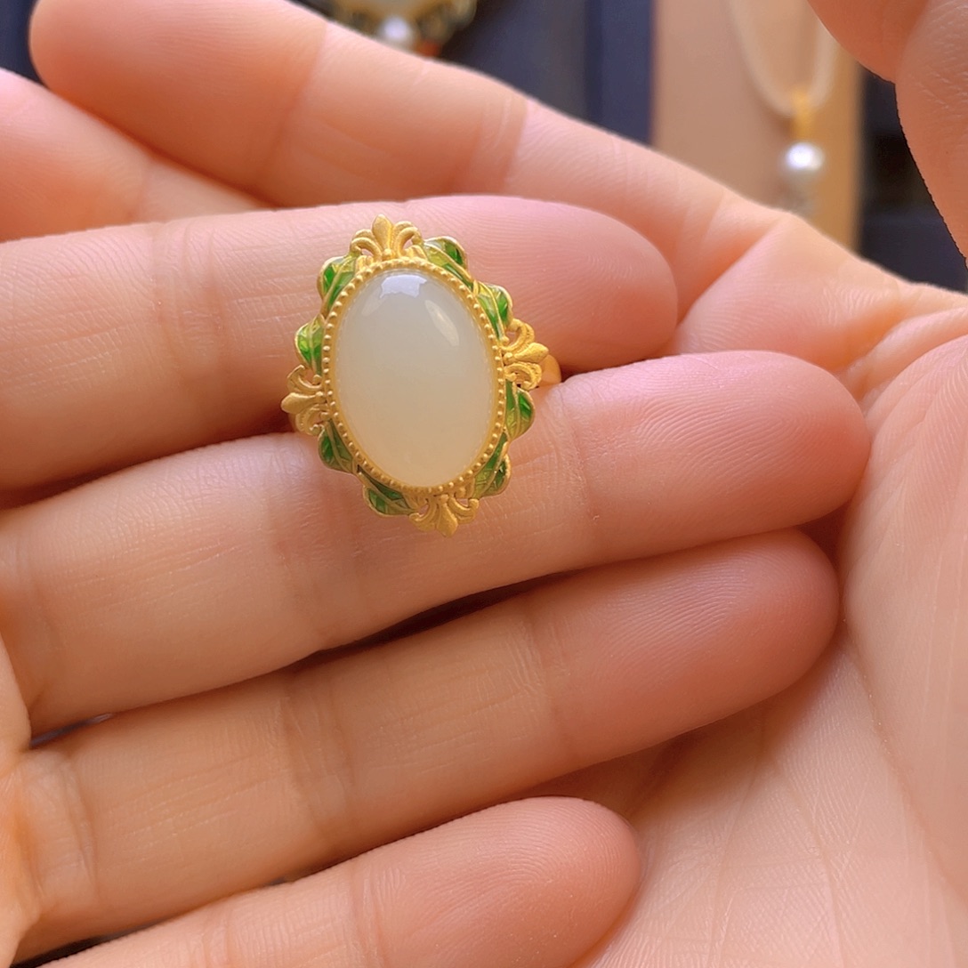 和田玉戒指银S925镀金镶嵌