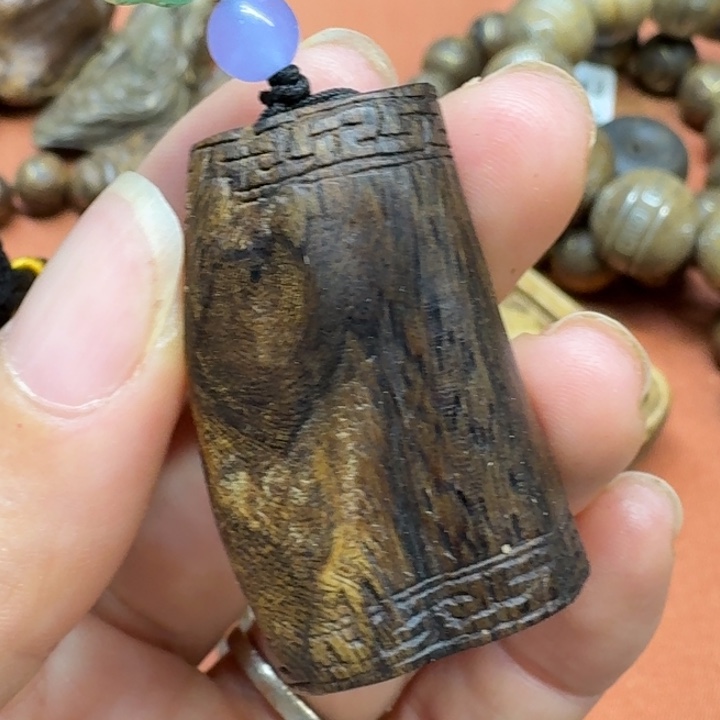 大叶紫檀（黑酸枝木类）