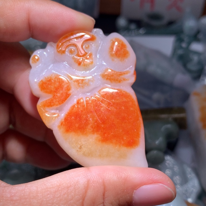 翡翠未镶嵌颈饰保真天然A货翡翠