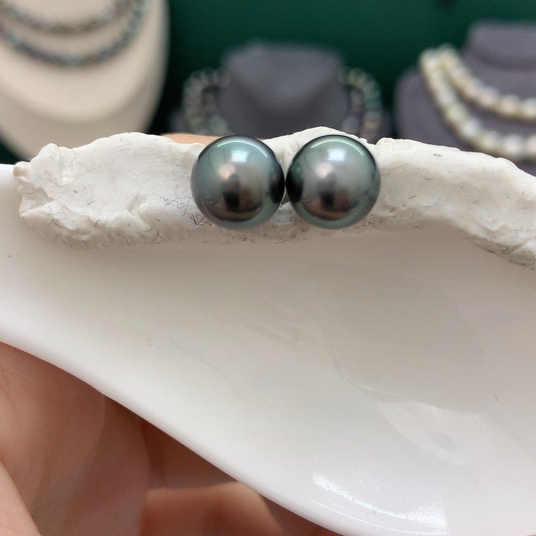 裸珠海水珍珠孔雀绿耳钉