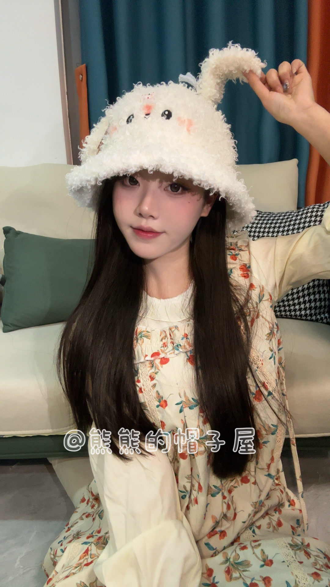 韩系甜美兔耳朵羊羔毛渔夫帽2025新款秋冬保暖百搭护耳帽盆帽