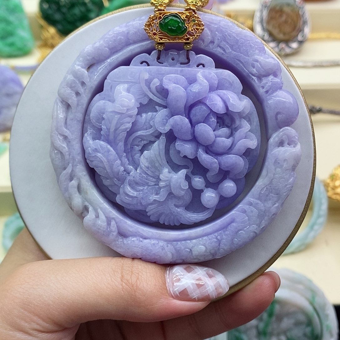 翡翠手镯未镶嵌套镯