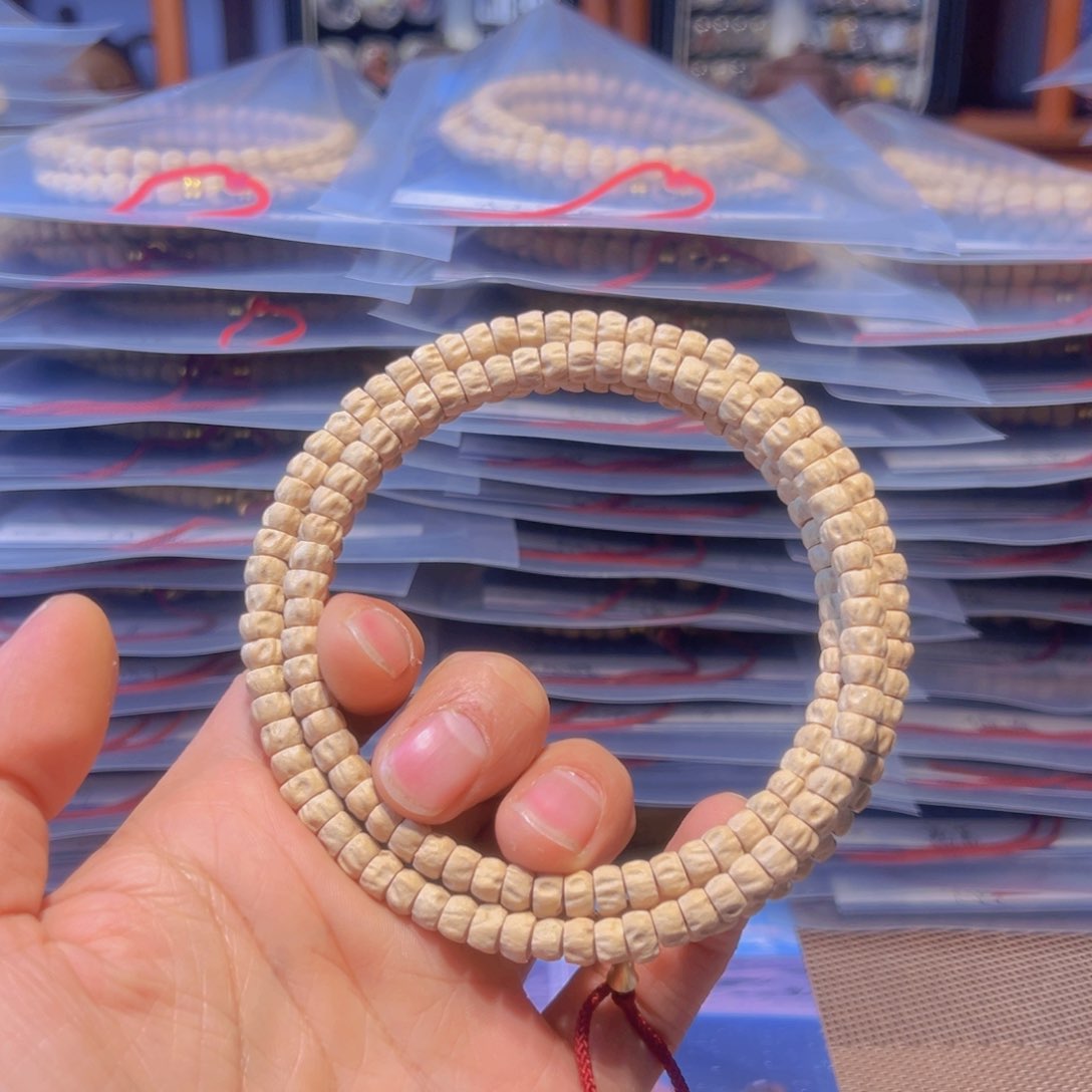 柏香籽/百香籽吊坠六*.