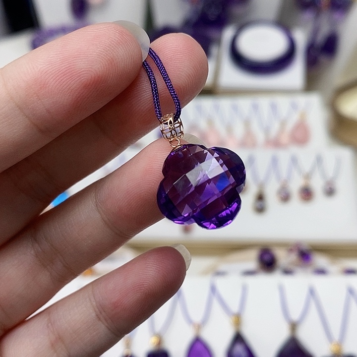 紫晶吊坠(赠链)18K金镶嵌紫水晶吊坠