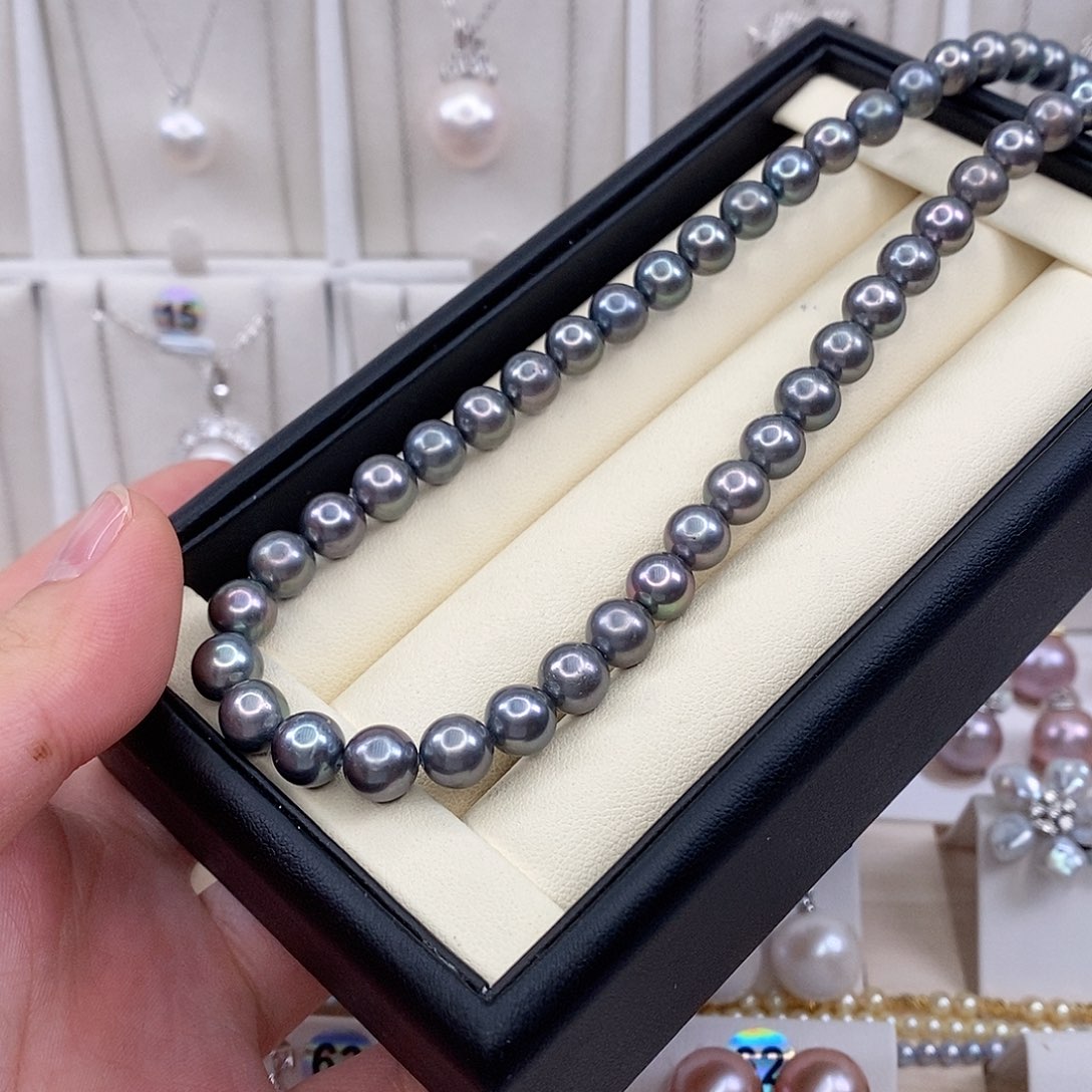 簡***璦淡水珍珠银S925镶嵌颈饰