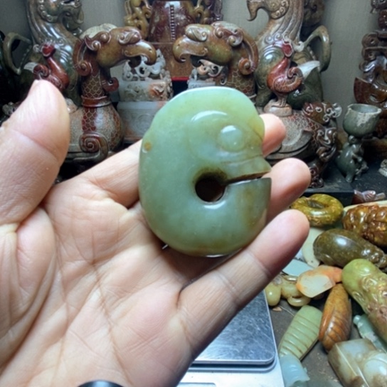 未镶嵌和田玉摆件