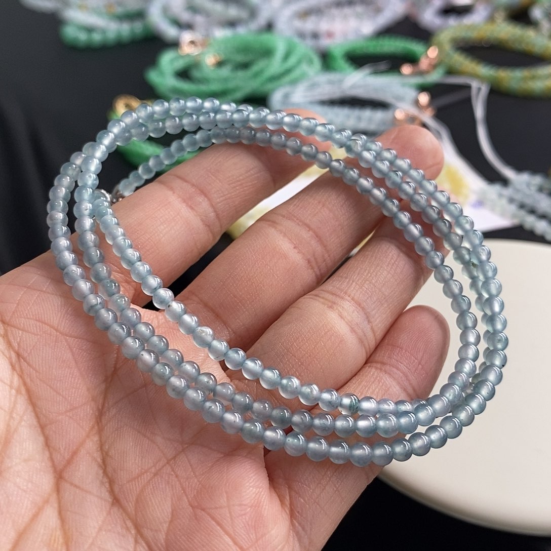 翡翠未镶嵌手链卡