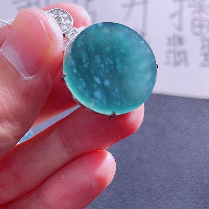 翡翠颈饰银S925镶嵌99999999