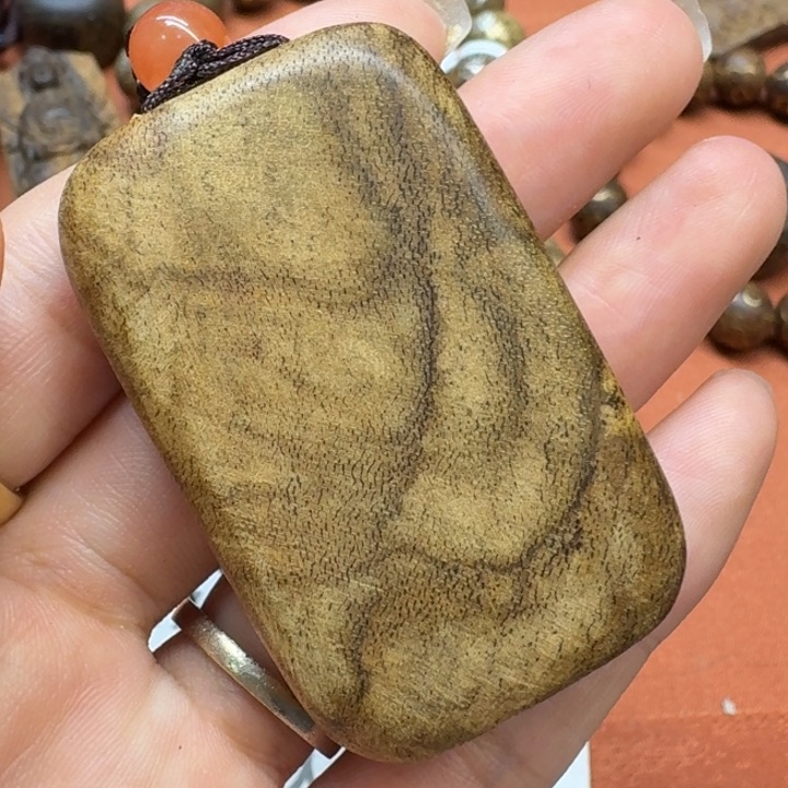 大叶紫檀（黑酸枝木类）