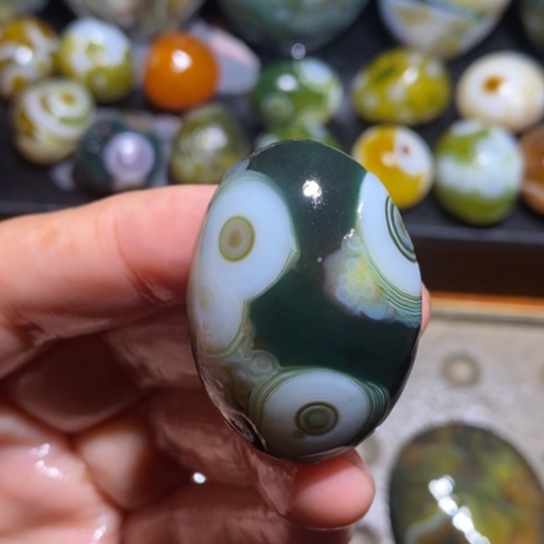 未镶嵌玛瑙/玉髓珠宝半成品94