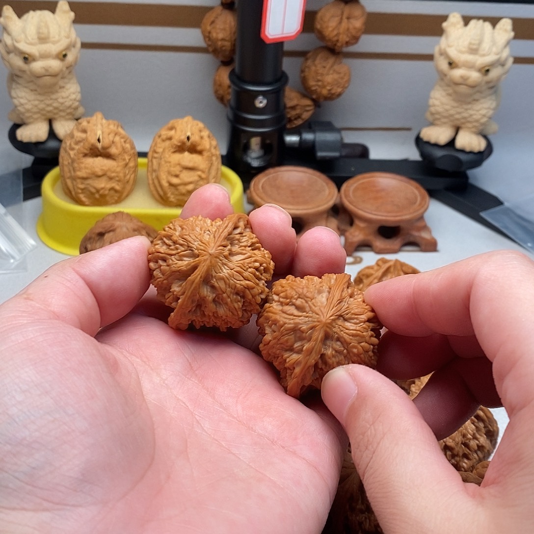 文玩核桃把件满天星