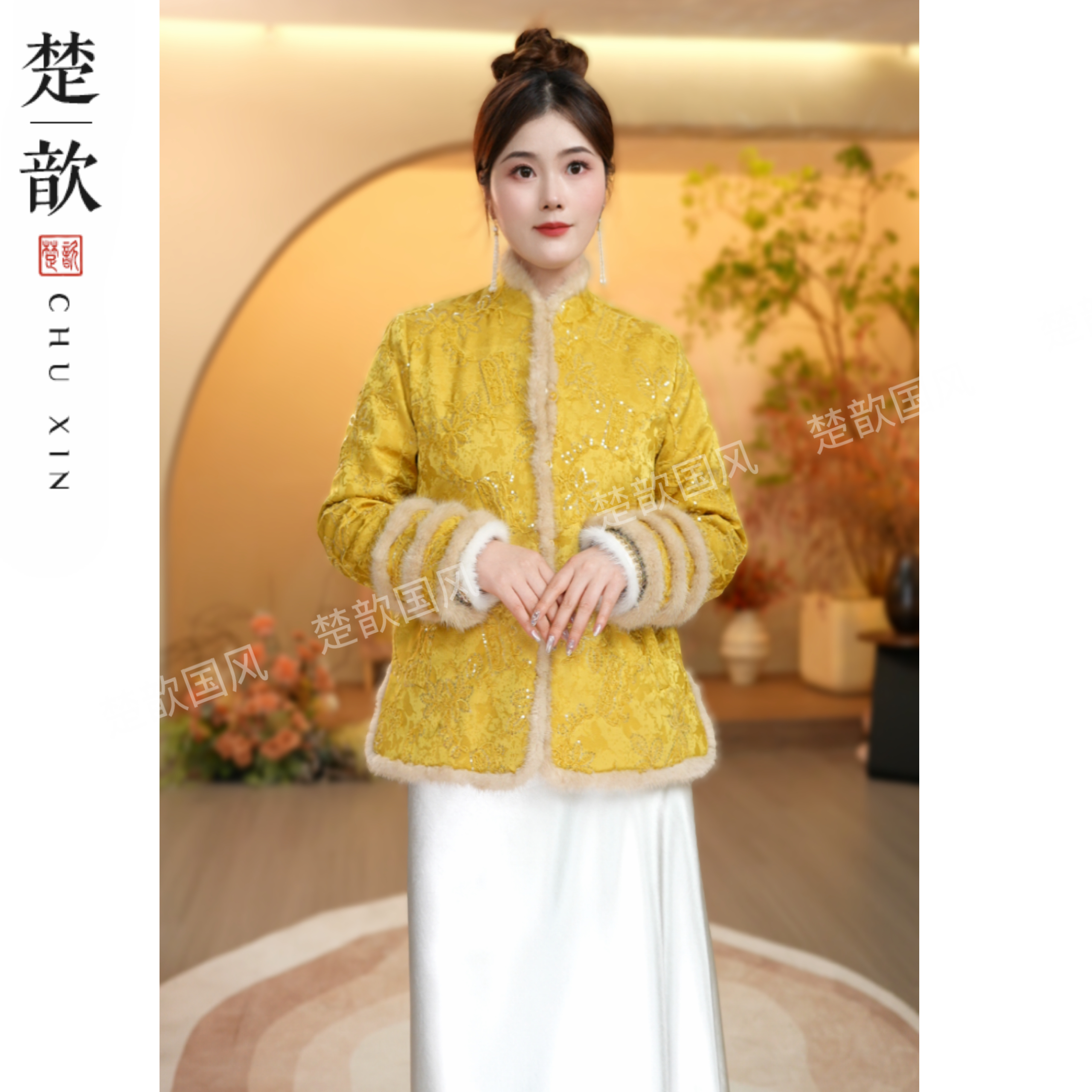 【珠绣鎏金】冬季2025新款国风上衣女新中式加棉加厚亮片显瘦外套