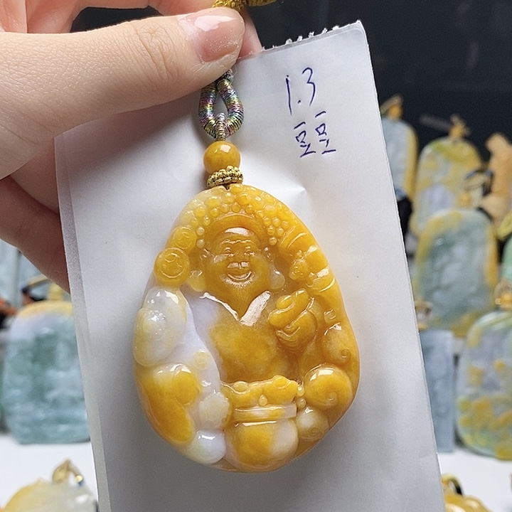 颈饰未镶嵌翡翠宗*