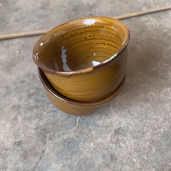 瓷片陶瓷盘子碗啥都有