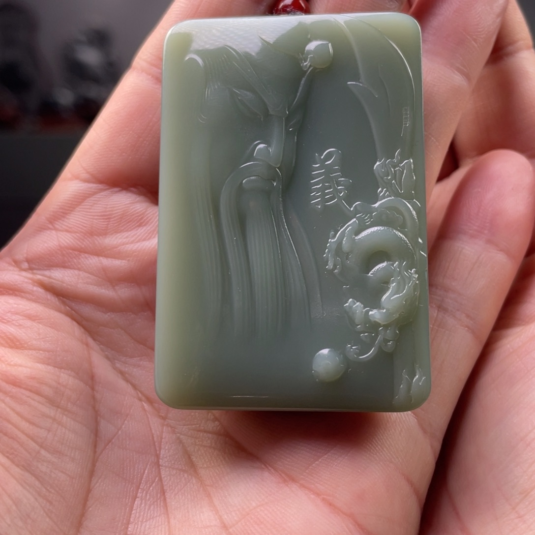 未镶嵌和田玉把件