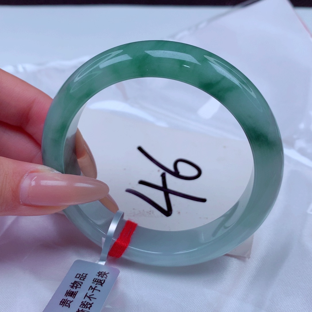 翡翠手镯未镶嵌翡翠55