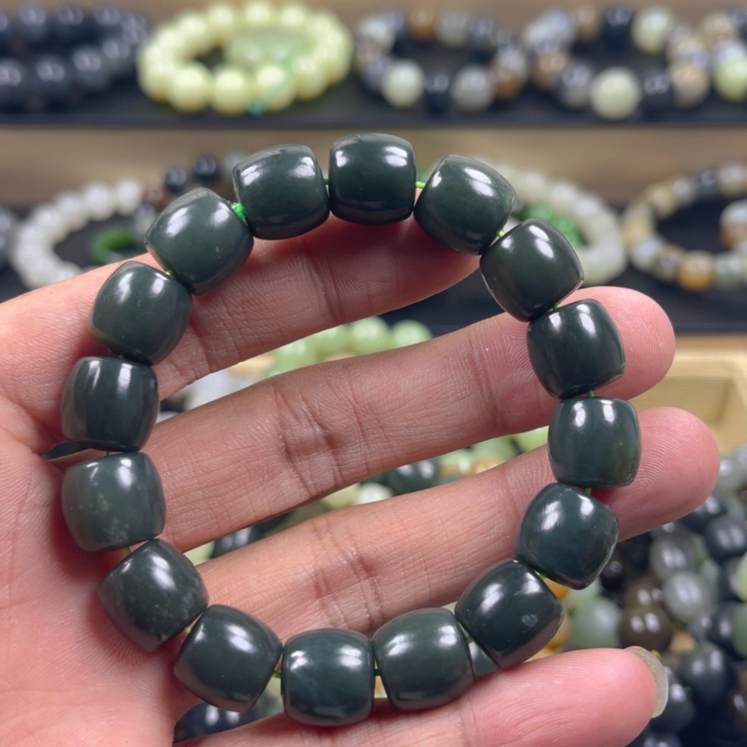 和田玉手串未镶嵌