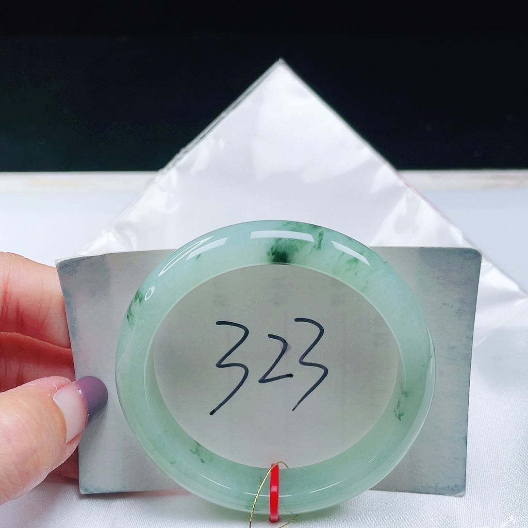 翡翠未镶嵌手镯缅甸翡翠53+
