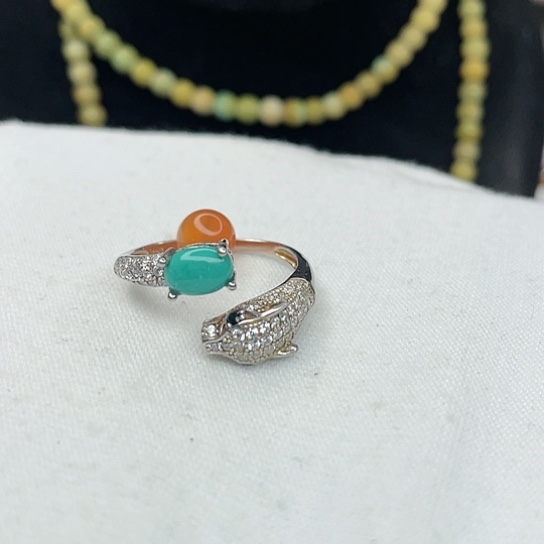 南红玛瑙珠宝奇石未镶嵌