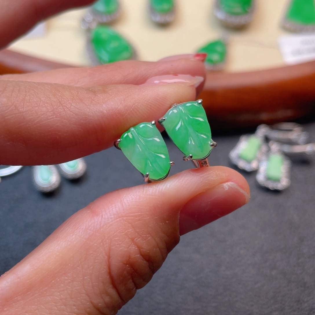 翡翠吊坠(不含链)银S925镶嵌耳包