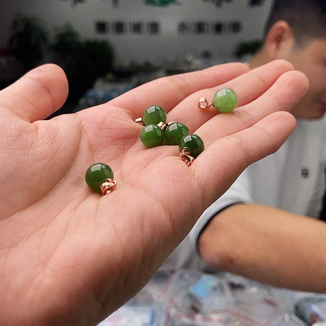 和田玉银S925镶嵌颈饰颜色多样性发拍一发一