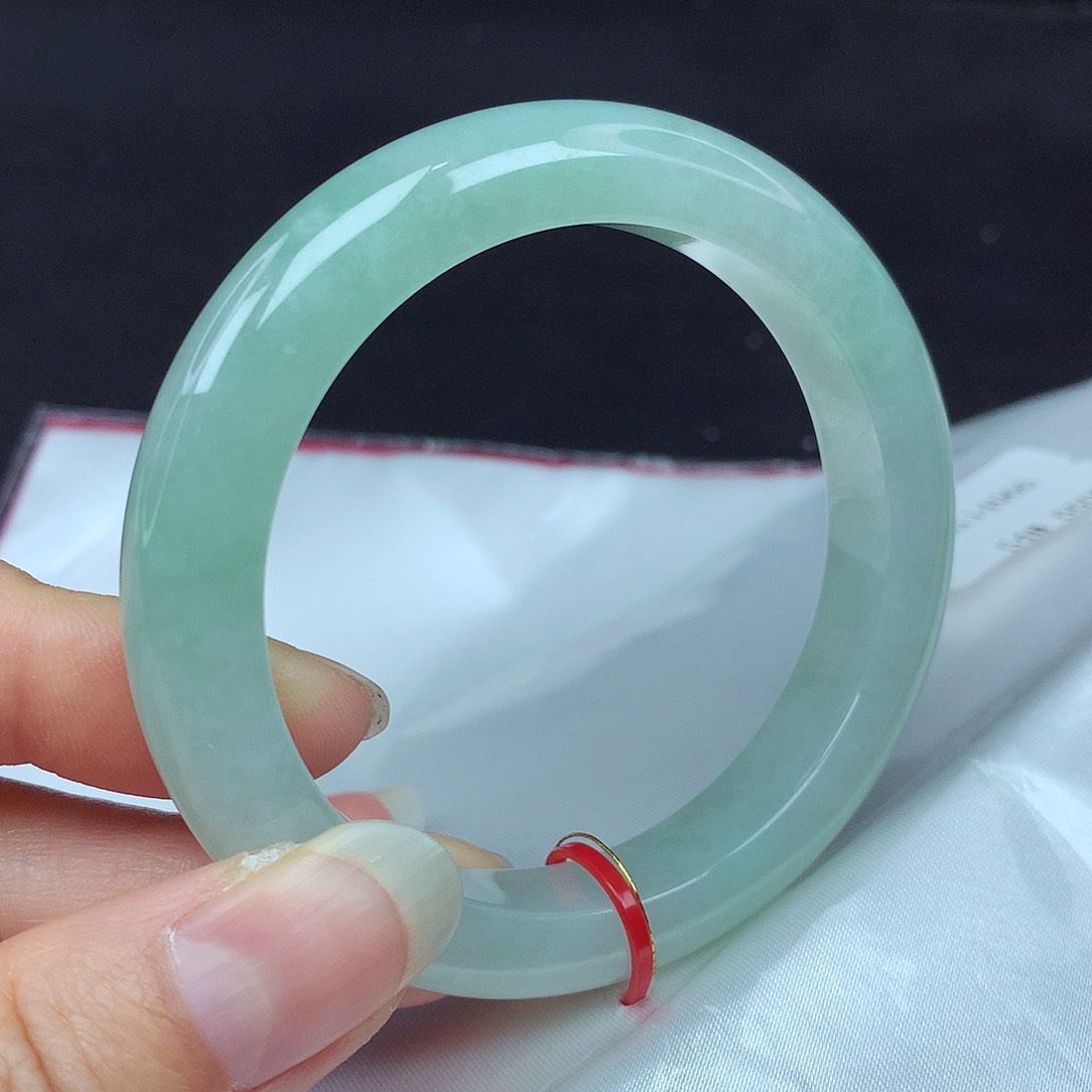 翡翠手镯未镶嵌54圈066