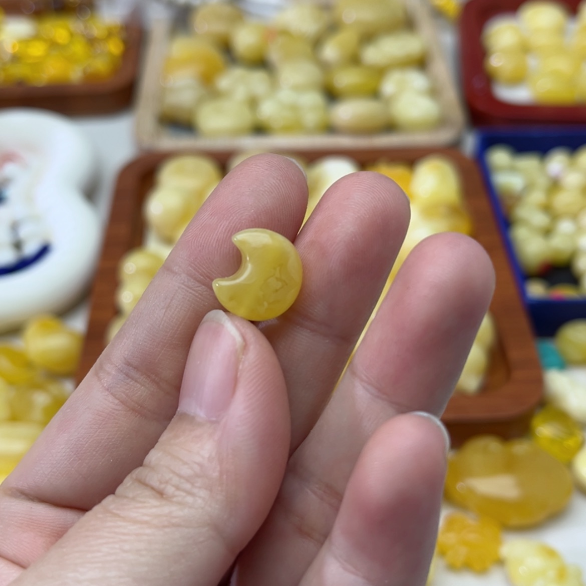 【闪购商品】未镶嵌蜜蜡裸石配饰
