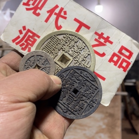 铜C***勿现代文创工艺品