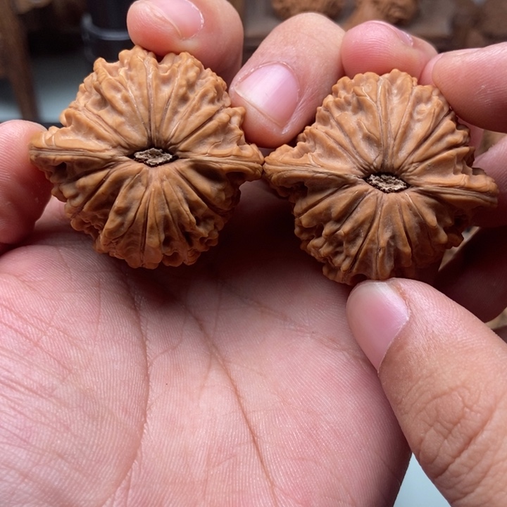 文玩核桃把件榴****核42全品磨盘