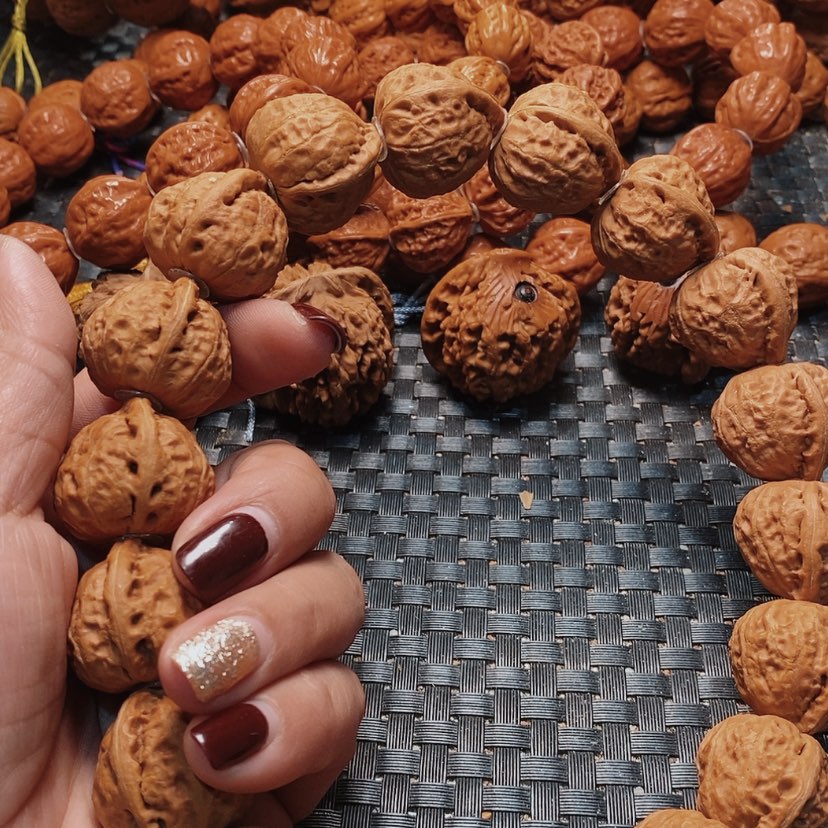 【闪购商品】文玩核桃吊坠淡**心磨盘