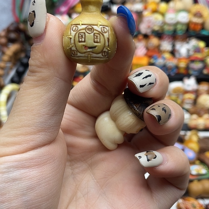 非金属根付娃娃1个