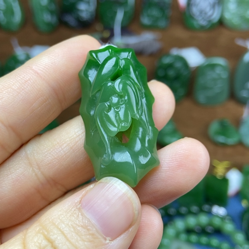 【闪购商品】颈饰未镶嵌和田玉