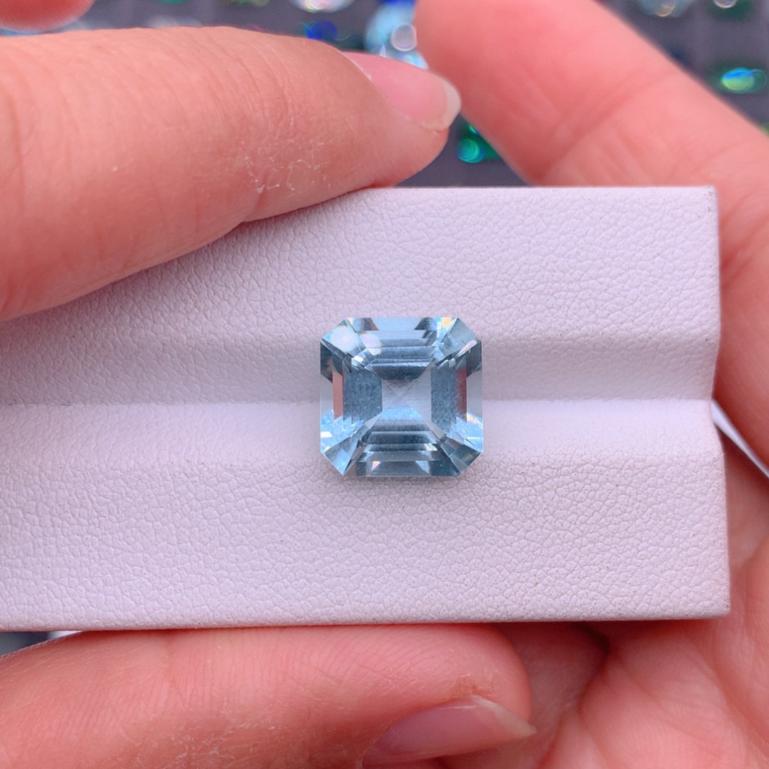 海蓝宝石裸石1111111