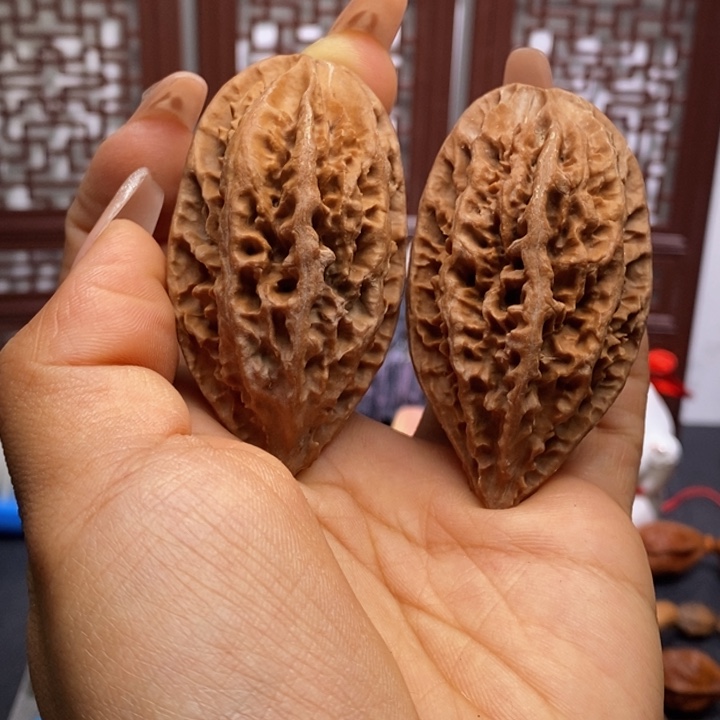 文玩核桃吊坠核桃35阴皮瑕疵