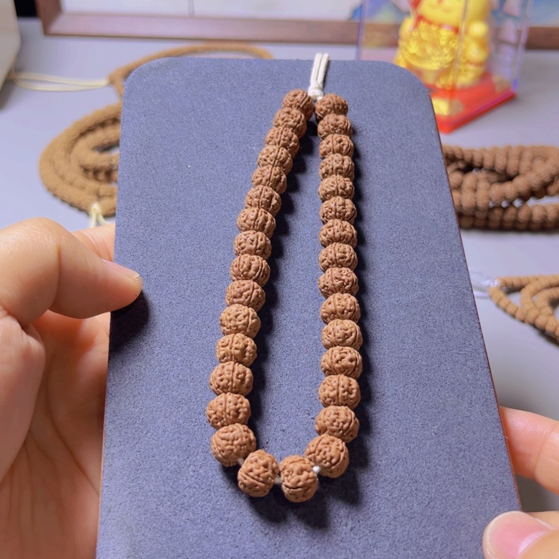 金刚菩提手串勿里达纯血老树王全品无黄款