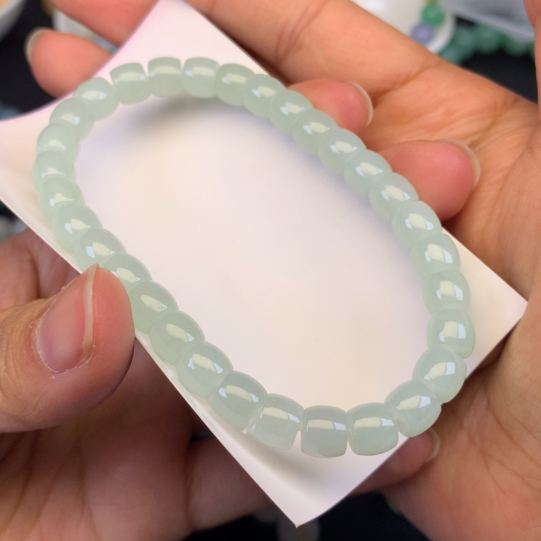 翡翠未镶嵌颈饰天然缅甸翡翠A货