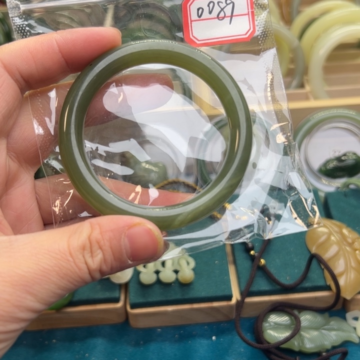 和田玉手镯未镶嵌54圈围0089